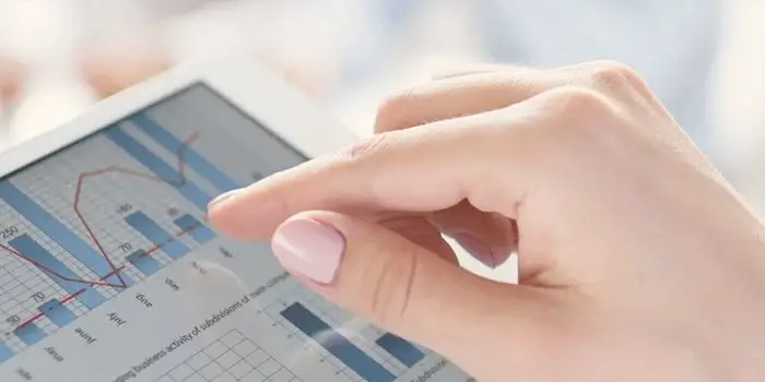 Hdr critical risks for finance teams