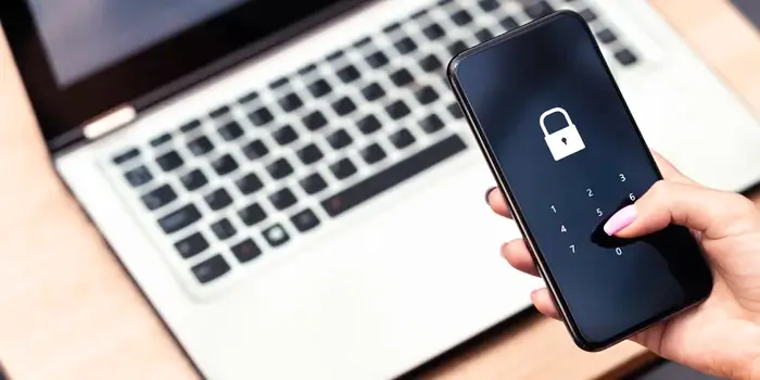 Hdr insider threat indicators